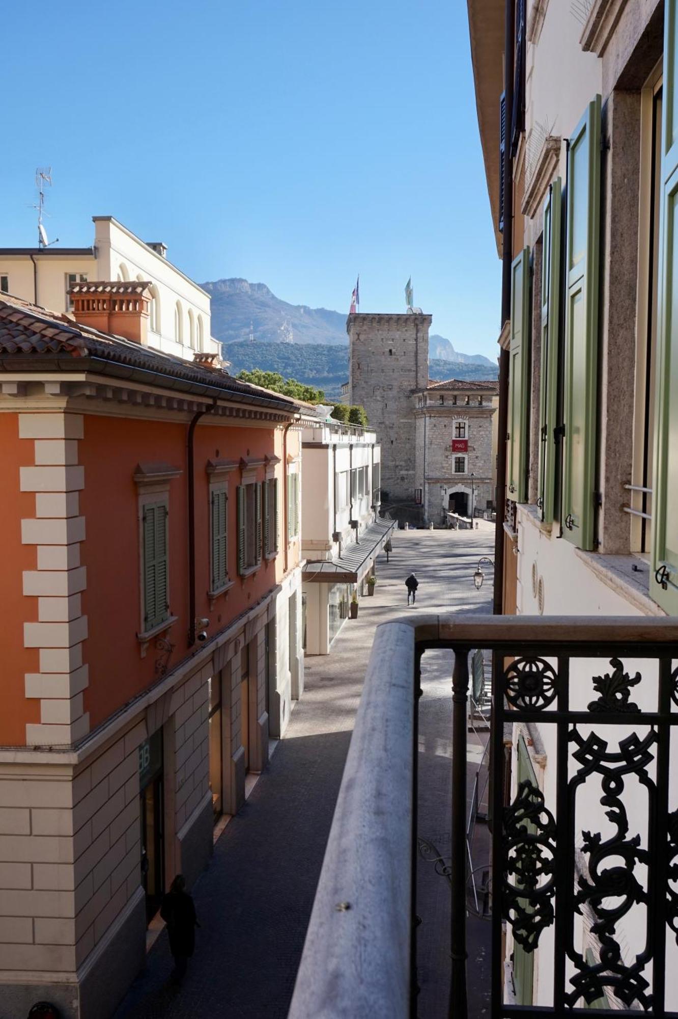 Appartamento Dolce Vita Riva del Garda Exterior photo
